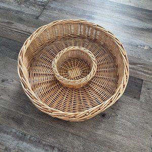 Large Rattan Wicker Chip and Dip Basket-Round Woven Server Tray VTG Boho